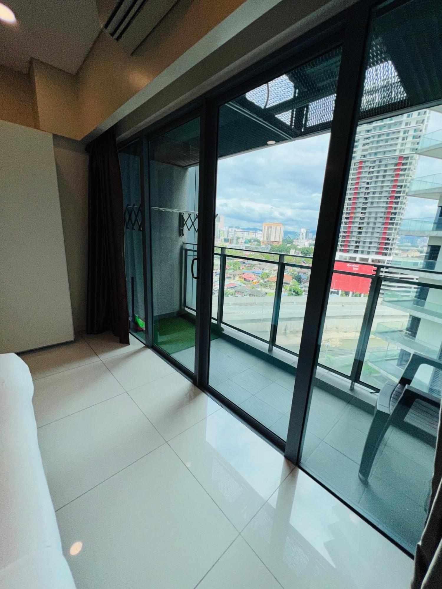 Summer Suites Klcc By Classy Kuala Lumpur Dış mekan fotoğraf